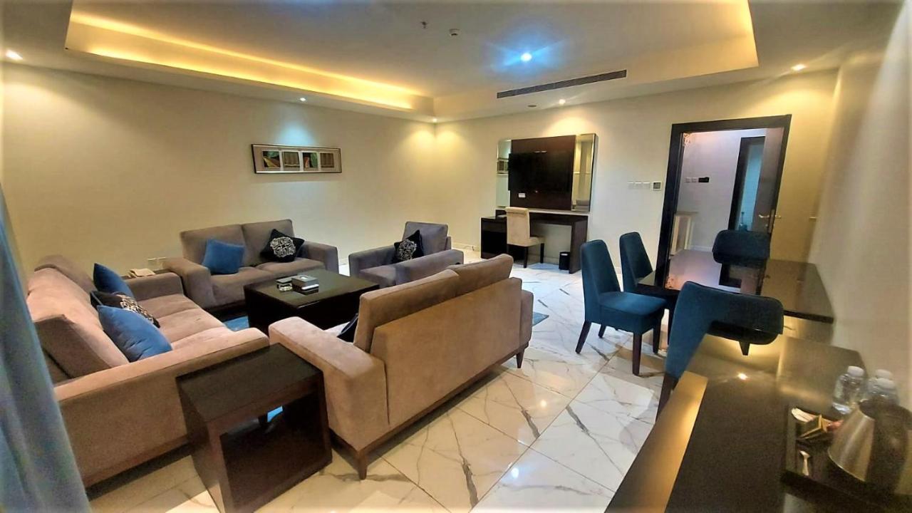 Royal Boutique Hotel Хамис-Мушайт Экстерьер фото